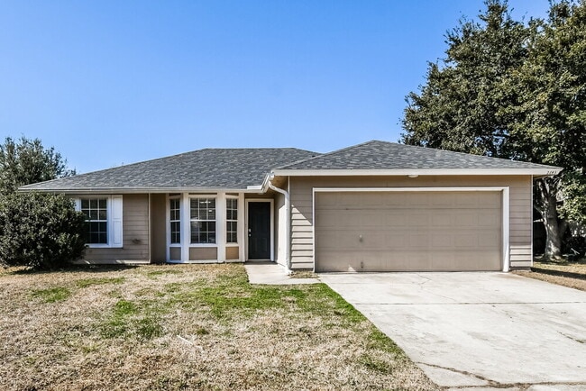 property at 2643 Pinewood Blvd E