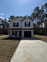 117 Bass Ln in Palatka, FL - Building Photo