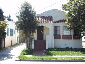 833 Brockhurst St in Oakland, CA - Building Photo