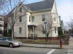 143 Orchard St, Unit 4 in Somerville, MA - Foto de edificio - Building Photo