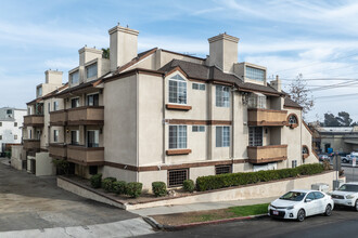 Lido Apartments - 9915 National Blvd in Los Angeles, CA - Building Photo - Building Photo