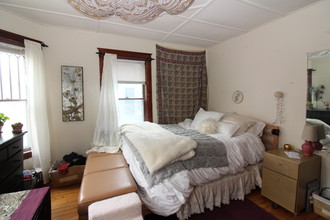 372 North St in Burlington, VT - Building Photo - Interior Photo