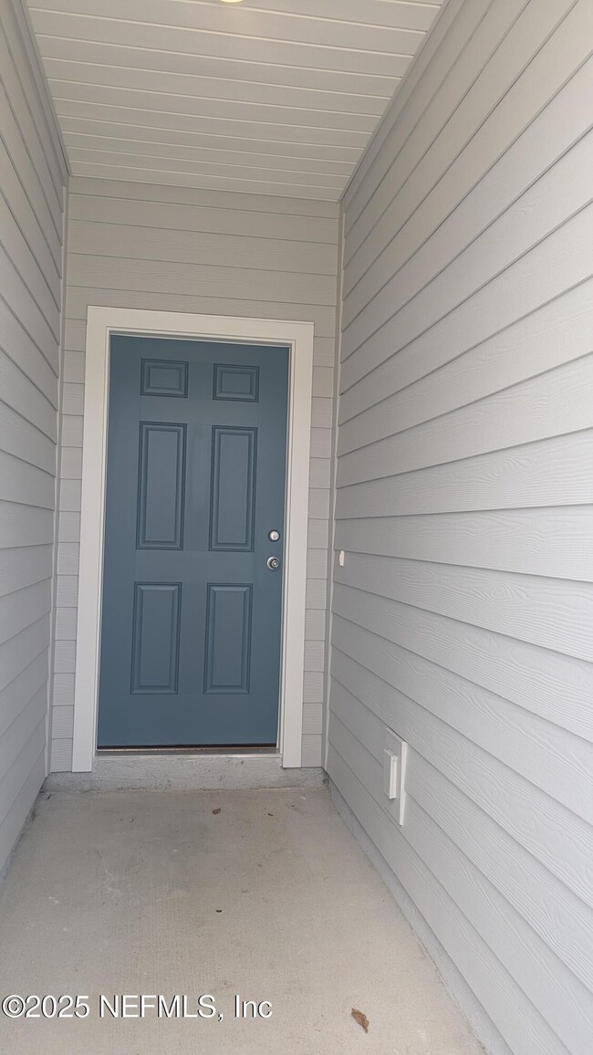 542 Holly Lks Dr in Orange Park, FL - Foto de edificio - Building Photo