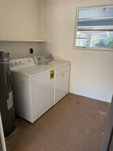 323 N Lochview Terrace in Crystal River, FL - Building Photo - Building Photo