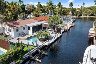 530 SW 11th Ave in Fort Lauderdale, FL - Building Photo