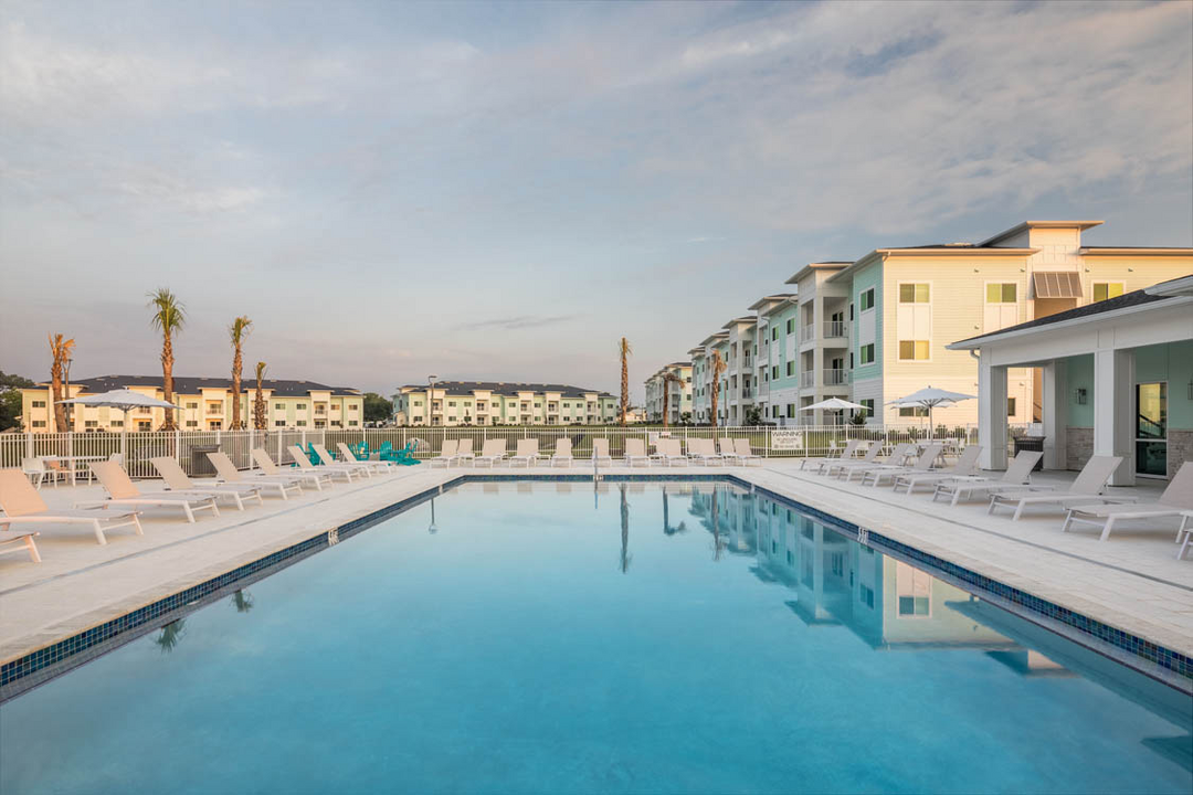 Sunnyside Apartments in Panama City Beach, FL - Building Photo