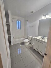 1309 Gerrard St E in Toronto, ON - Building Photo - Building Photo