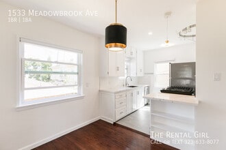 1533 Meadowbrook Ave in Los Angeles, CA - Building Photo - Building Photo