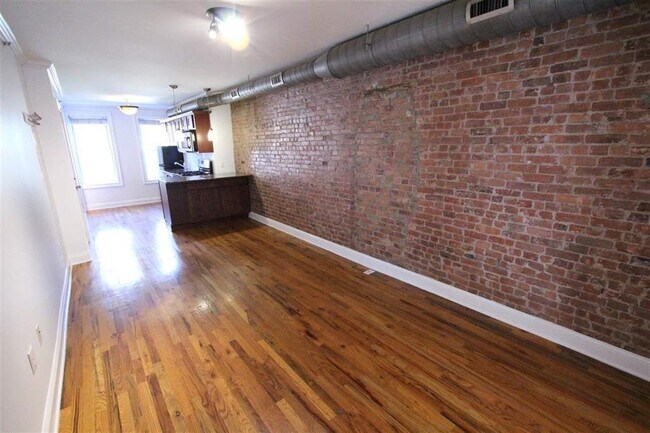 206 6th St in Jersey City, NJ - Building Photo - Building Photo