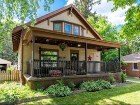 2551 Eastern Ave SE in Grand Rapids, MI - Building Photo