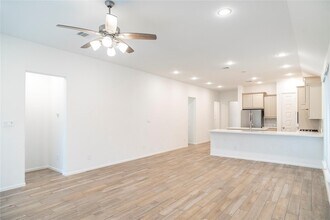 31410 Golden Cliffs Ln in Fulshear, TX - Building Photo - Building Photo