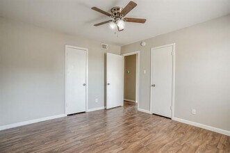 2519 Normont Cir in Fort Worth, TX - Foto de edificio - Building Photo