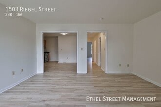 1503 Riegel St in Hellertown, PA - Building Photo - Building Photo