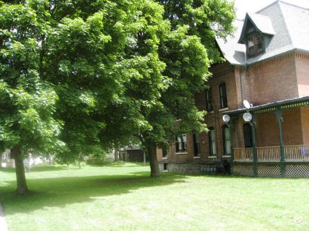 49 Center St in Oneonta, NY - Building Photo - Building Photo