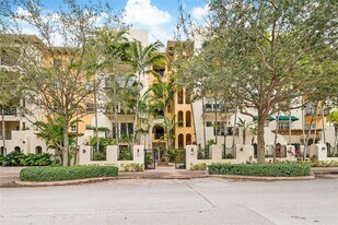 650 Valencia Ave in Coral Gables, FL - Building Photo