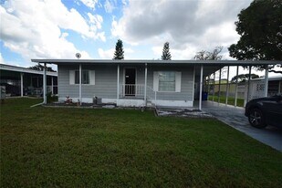 1567 Longbow Dr in Lakeland, FL - Building Photo
