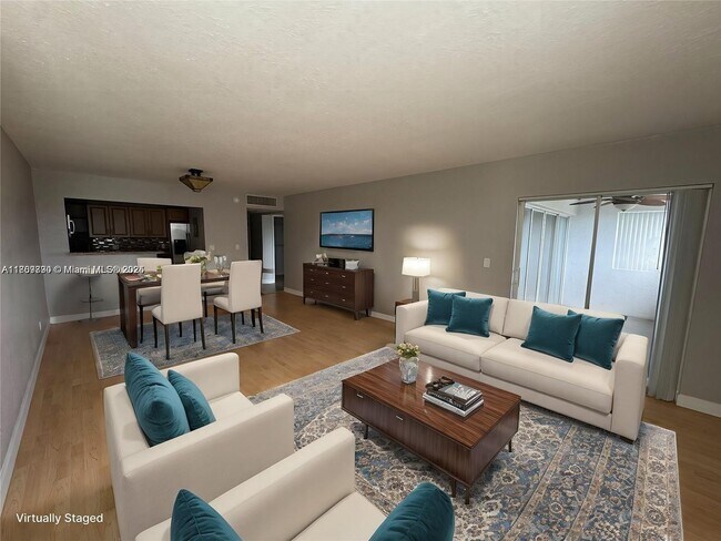 3301 Spanish Moss Terrace in Lauderhill, FL - Building Photo - Building Photo