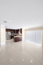 12954 NW 8th Ln in Miami, FL - Building Photo - Building Photo