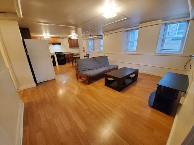 property at 105 N Quarry St