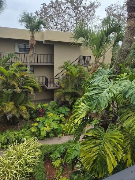 10855 SW 112th Ave, Unit 311 in Miami, FL - Building Photo - Building Photo