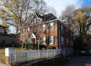 The Berkshire Condominium in Atlanta, GA - Building Photo - Building Photo