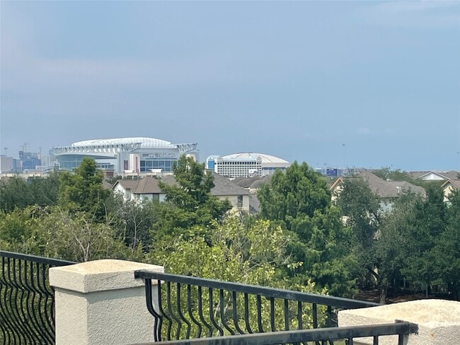 9127 Harbor Hills Dr in Houston, TX - Building Photo - Building Photo