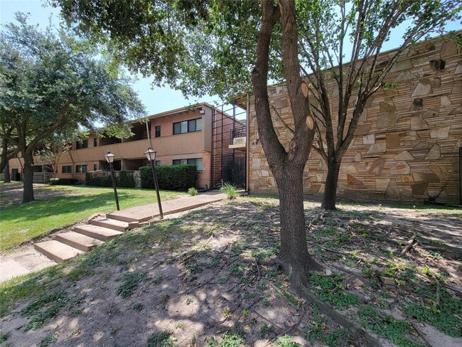 property at 3809 N Braeswood Blvd