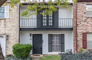 6427 Wurzbach Rd in San Antonio, TX - Building Photo