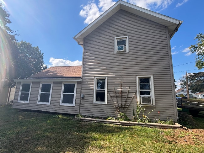 1228 1st St in Lake Odessa, MI - Building Photo - Building Photo