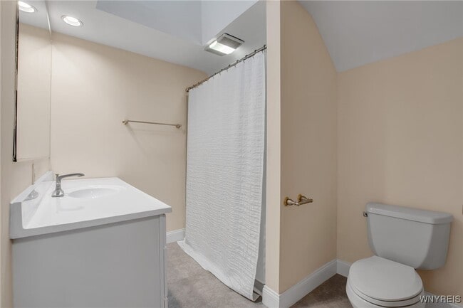 property at 21 Waverly Ave