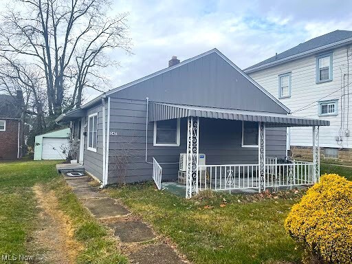 547 Dresden Ave in Steubenville, OH - Building Photo