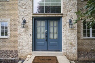 N54W16164 Westwind Dr in Menomonee Falls, WI - Building Photo - Building Photo