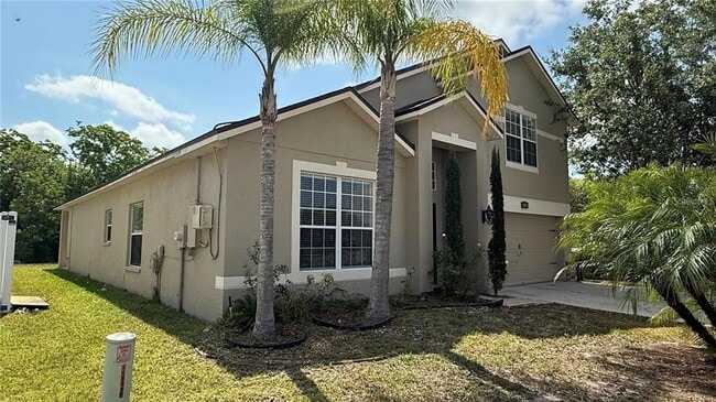 property at 979 Hacienda Cir