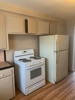 26291 Pinehurst St in Roseville, MI - Building Photo