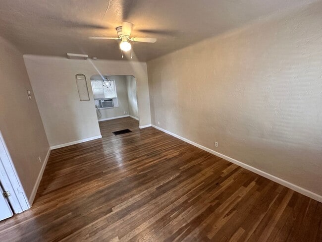 324 S K St in Madera, CA - Building Photo - Building Photo