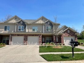 321 Beckley Ridge Ln in Louisville, KY - Building Photo