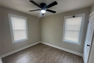 8901 Isham Ave in Detroit, MI - Building Photo - Building Photo