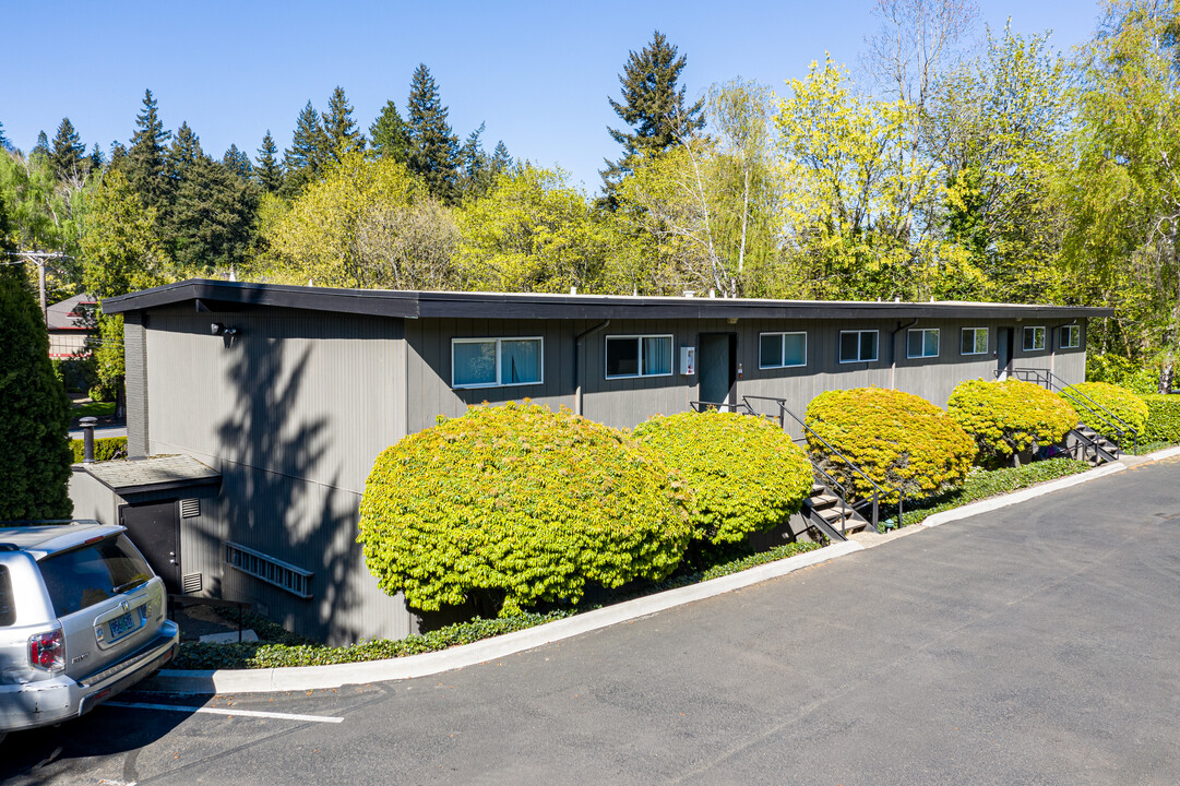 West Hills Terrace Apartments in Portland, OR - Building Photo