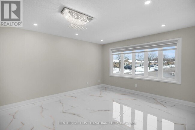 1046 Jalna Blvd in London, ON - Building Photo - Building Photo