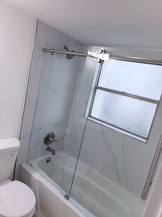 3228 Coral Ridge Dr in Coral Springs, FL - Foto de edificio