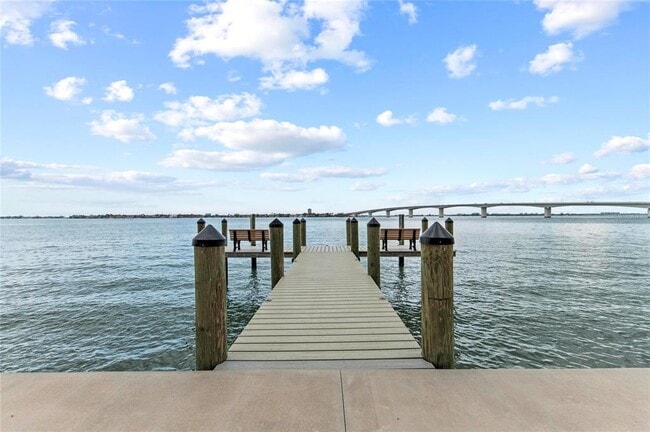 350 Golden Gate Point in Sarasota, FL - Building Photo - Building Photo