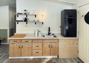 52861 Meadow Ln in La Pine, OR - Building Photo - Building Photo