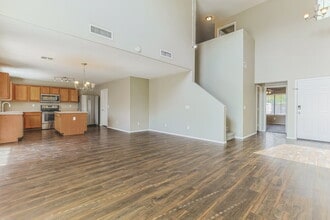 451 E Christopher St in San Tan Valley, AZ - Foto de edificio - Building Photo