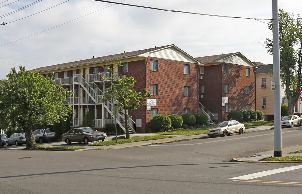 2110 Edgewood Ave Apartments and Nearby Knoxville
