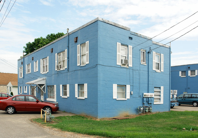 Tracy's Apartments in Point Pleasant, WV - Building Photo - Building Photo