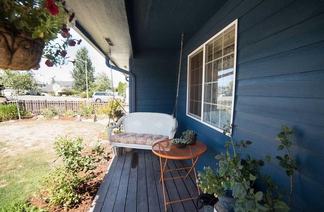 966 Clarmount St NW in Salem, OR - Building Photo - Building Photo