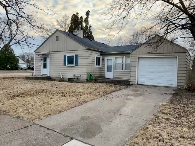 property at 1921 State St