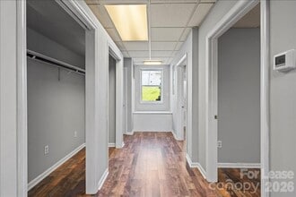300 E Gold St in Kings Mountain, NC - Building Photo - Building Photo