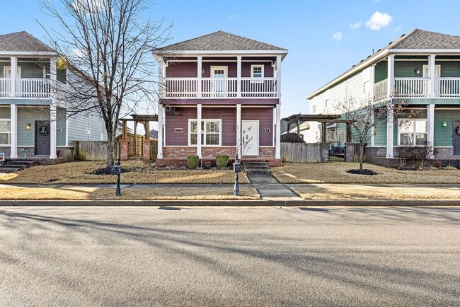 547 N Longfellow Ln in Fayetteville, AR - Building Photo - Building Photo