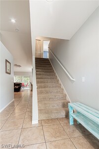 374 Dover Pl in Naples, FL - Building Photo - Building Photo